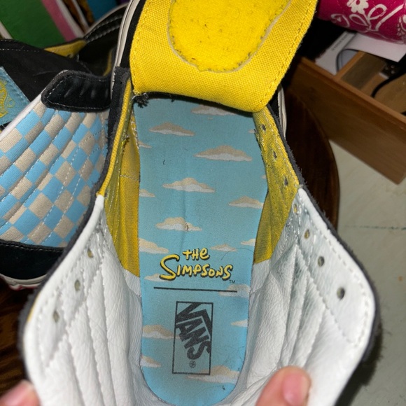 The Simpson’s Van High Top Skateboard Shoe - Picture 5 of 9